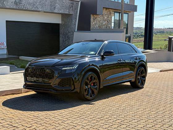 AUDI RS Q8 4.0 V8 TWINTURBO MHEV TIPTRONIC
